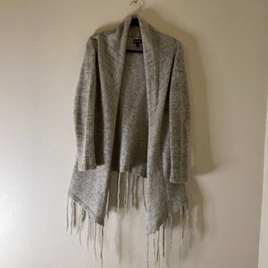 Grey Fringe Sweater - Fall 🍁